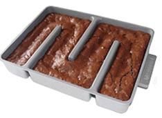 Baker's Edge Brownie Pan